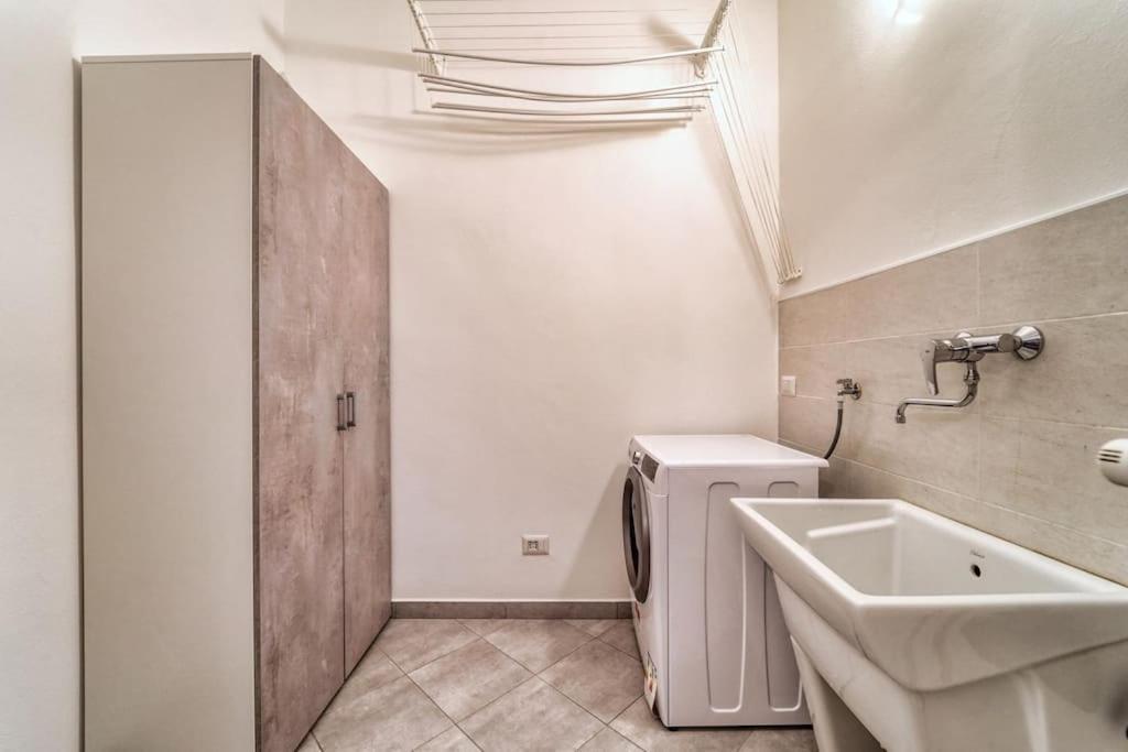 Casa Ida Apartment Free Parking Чернобио Екстериор снимка