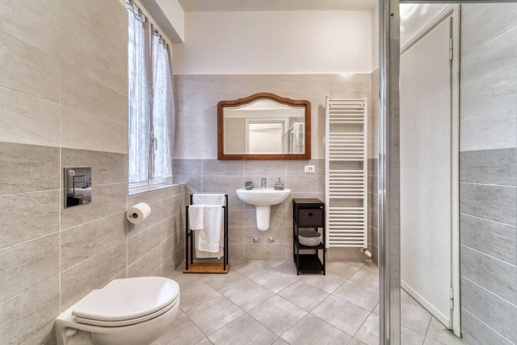 Casa Ida Apartment Free Parking Чернобио Екстериор снимка
